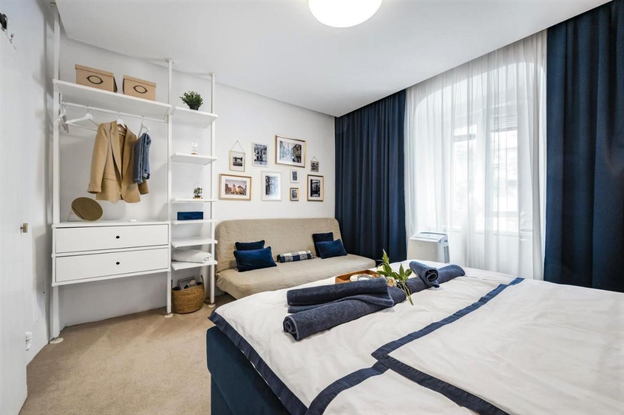 New Design & High Standard Apt From 16Th Century In Old Town-Free Parking Bratislava Exteriér fotografie
