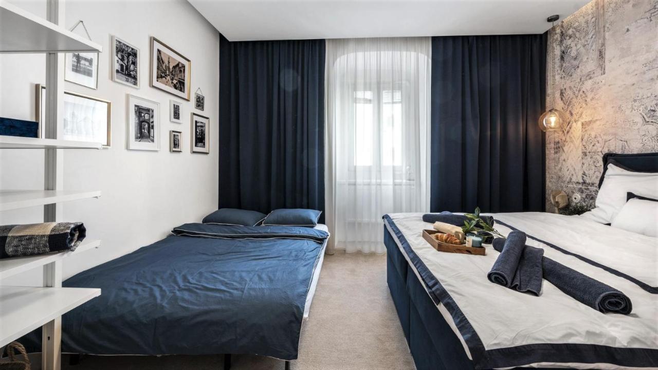 New Design & High Standard Apt From 16Th Century In Old Town-Free Parking Bratislava Exteriér fotografie